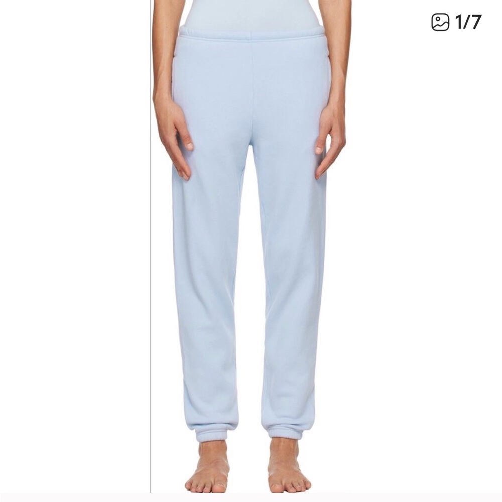 SKIMS Light blue joggers